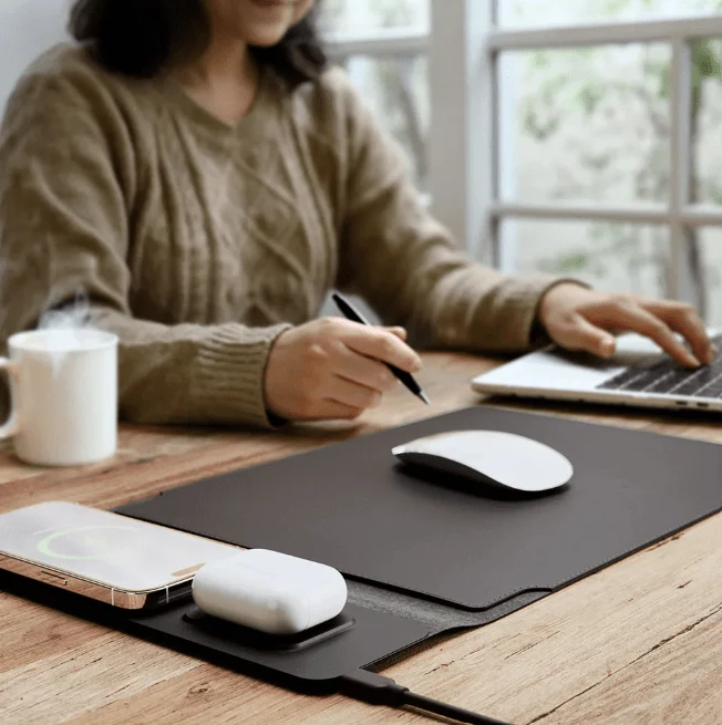 4 in 1 Wiresless Charging Laptop SleevE - Image 2